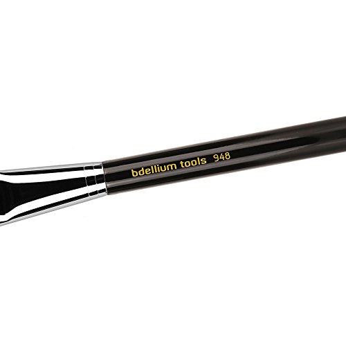 Bdellium Tools Professional Makeup Brush Maestro Series - Foundation 948