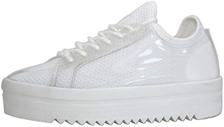 white chunky tennis shoes
