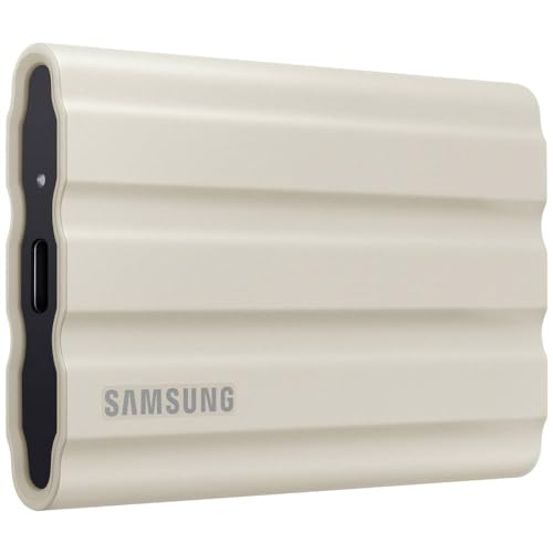 Samsung Portable SSD T7 Shield, 1 TB, USB 3.2 Gen.2, 1.050 MB/s Lesen, 1.000 MB/s Schreiben, Robuste externe Festplatte Outdoor für Mac, PC und Smartp