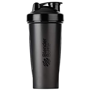 BlenderBottle Classic Shaker cup / Diet Shaker / Protein Shaker with Blenderball / 600ml, Black