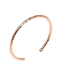 Pulsera de cobre martillado de 0.118 in de John S Brana hecha a mano, 100 % cobre macizo sin revestimiento.