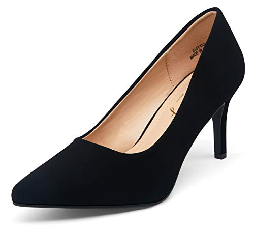 pointy toe chunky heel pump