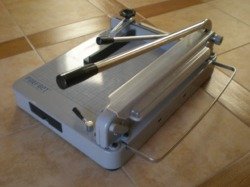 17" (TRADEMARKED) PERFECT Heavy Duty, Ream Guillotine STACK Paper Cutter with extra cutting blade - Thumbnail 3