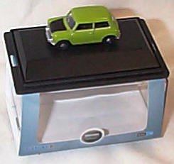 oxford lime green / black mr bean mini cooper car 1.76 scale diecast model by Oxford