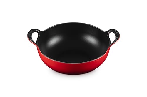 Le Creuset Balti Dish aus Gusseisen, 24 cm, 2,7 Liter, Kirschrot, 20142240600460