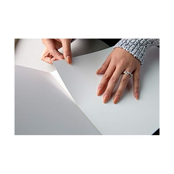 Strathmore 300 Series Bristol Vellum Pad, 9″x12″, Tape Bound 20 Sheets