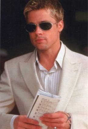 Amazon ミニブロマイド写真 ブラッド ピット オーシャンズ11 腕を組むラスティ ノーブランド品 アイドル 芸能人グッズ 通販