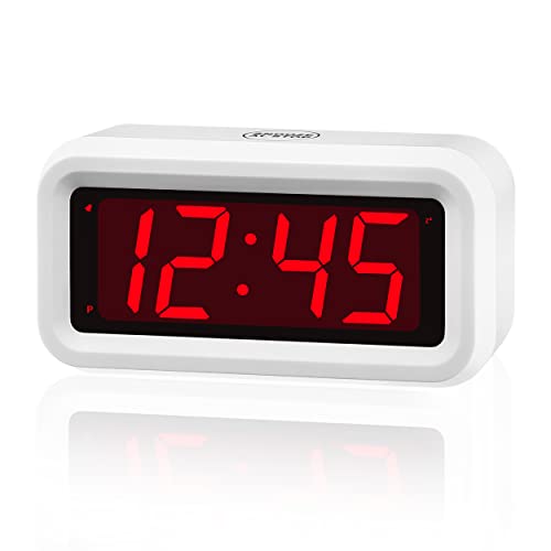 KWANWA Alarm Clock, Digital Clock, Auto NightMode, 3Level Led