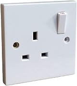 Mr. Gadget's Solutions 13A Single Gang UK Switched Wall Socket White BS1363 view 1