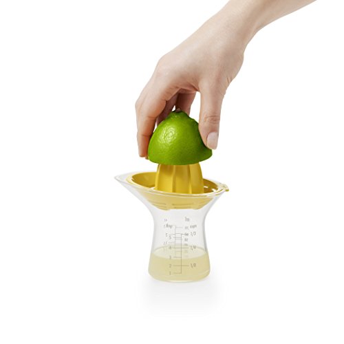 OXO Good Grips Small Citrus Juicer with Built-In Measuring Cup and Strainer