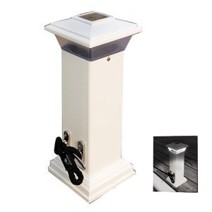 Dock Edge Solar Dock Light With Stainless Steel Cleat