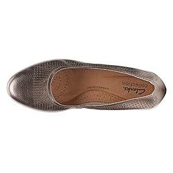 Clarks Womens Jenette Ease Ballet Flat, Metallic