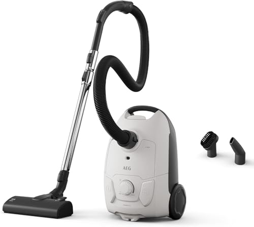 AEG CLEAN 5000 Staubsauger mit Beutel, Hohe Saugleistung, 37 % Recyclingkunststoff, AllFloor Bodendüse mit Klicksystem, 2in1 Multifunktionsdüse, 8,5m
