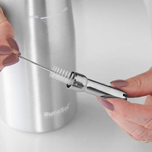 RuneSol® Home Whipper Siphon à crème chantilly professionnel avec 3 douilles en acier inoxydable. Siphons compatible avec les cartouches N20 (non inclus) - Cuisine A Vivre RuneSol® Home Whipper Siphon à crème chantilly professionnel avec 3 douilles en acier inoxydable. Siphons compatible avec les cartouches N20 (non inclus)