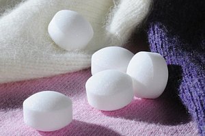 SaleOn Mothball/Naphthalene Balls, 430 g, White-132