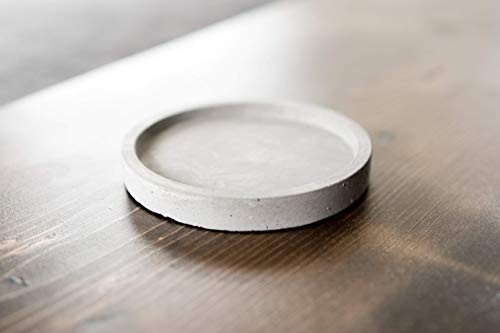 Concrete Planter Dish/Coaster / Trivet/Plate / Succulent/Indoor / Outdoor/Minimalist / Modern/Cactus / Small