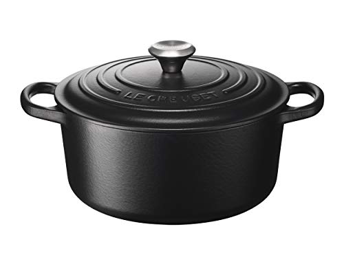Le Creuset Signature Gusseisen-Bräter mit Deckel, Ø 22 cm, Rund, Für alle Herdarten und Induktion geeignet, Volumen: 3,3 l, 3,932 kg, Schwarz, 2117722