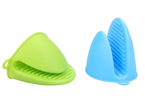 I-MART Silicone Oven Mitts, Pot Holder, Kitchen Cooking Finger Protector Pinch Grips, Heat Resistant Glove (Pack of 2 - Blue & Green)