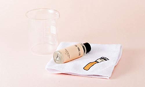 The Tool Lab Foundation Brush Cleanser 50ml (1.7oz), Contains panthenol and silk extracts to protect the hair - Thumbnail 4