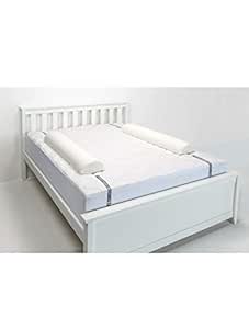 Amazon Com Regalo Double Sided Extra Long Toddler Bed Rail Bumper Foam Safety Guard For Bed Bonus Kit Includes Waterproof Cover And Reinforced Anchor Safety System White Baby