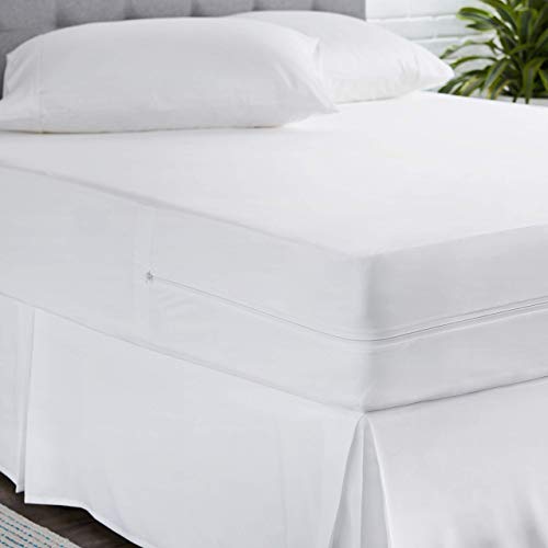 Amazon Basics ZipperEnclosed Waterproof Mattress and Box Spring Cover