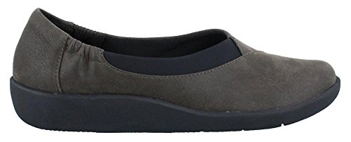 clarks women's cloudsteppers sillian jetay flat