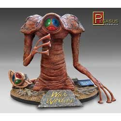 War of the Worlds Classic 1953 Martian Figure 1-8 Pegasus