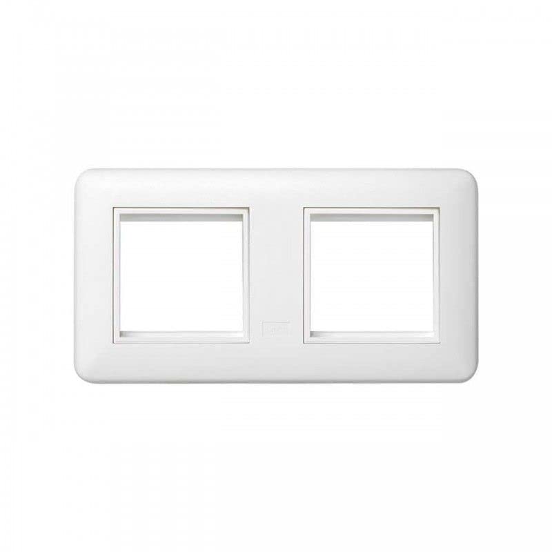 Simon kr445/9-cadre and K45 2 Bays