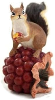 America Style Country Atifical Resin Squirrel with nuts Animal Figurine Home Decor Garden Decoration Crafts Home Accessories (A)