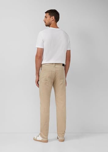 s.Oliver Men's Regular Fit Straight Leg Fine Corduroy Pants