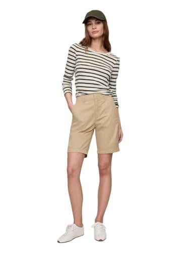 GAP Womens Downtown Khaki Bermuda Short Classic Khaki 20