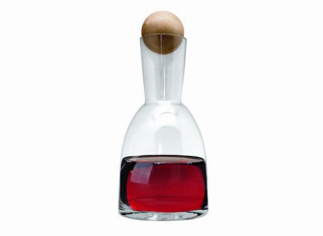 Vin Bouquet FIA 316 Wine decanter. 120 cl wine decanter with wooden ball stopper
