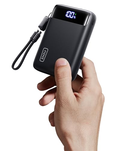 Ultrapiccolo 20000mAh Power Bank, 22,5W Ricarica Rapida Caricatore Portatile con Cavo USB C Staccabile, Essenziali da Viaggio, Caricatore Portatile per iPhone 17 16, Samsung S22, Xiaomi, iPad ecc