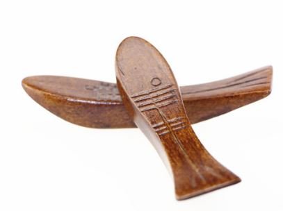 Islandoffer Handcrafted Wooden Chopstick Rest Spoon Fork Knife Holder Fish Designed, Set of 6