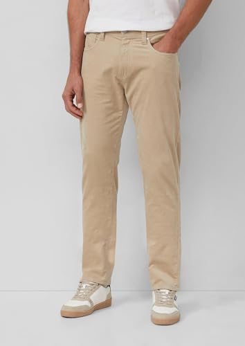 s.Oliver Men's Regular Fit Straight Leg Fine Corduroy Pants