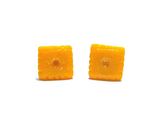 Cheese Cracker Stud Earrings - Tiny Food Jewelry - Thumbnail 4