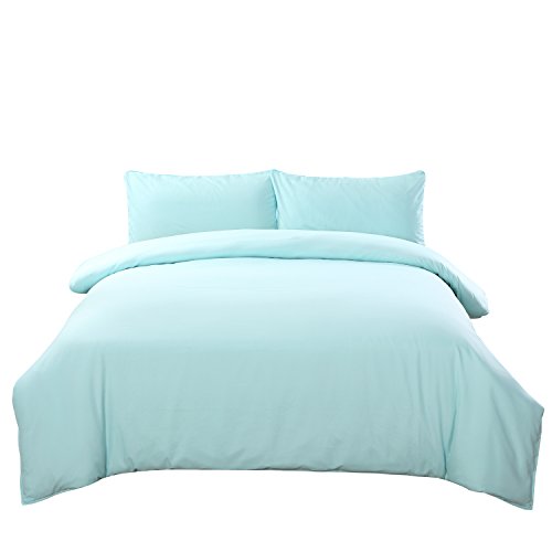 Moreover 3Pieces Mint Green Bedding, Lightweight Micrifiber Solid