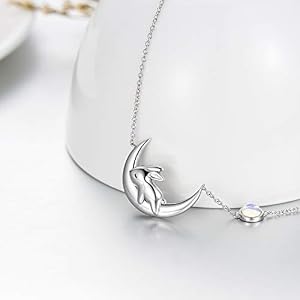 Moonstone Pendant Necklaces 