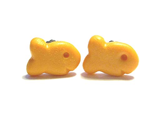 Fish Cracker Stud Earrings - Tiny Food Jewelry - Thumbnail 4