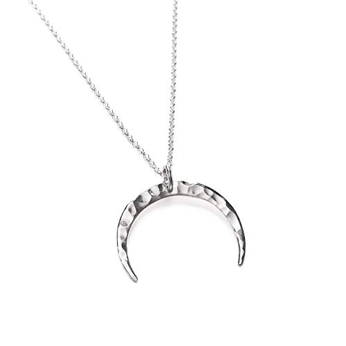 The Everyday Naja Crescent Moon Necklace in Sterling Silver