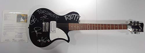 2 Signed+Paramore+Autographed+Certified+Authentic