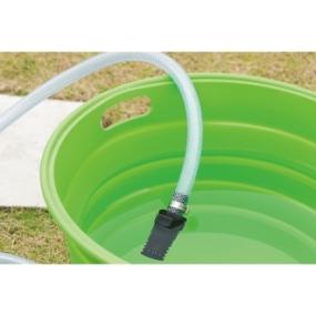 バケツに汲んだ水からも。