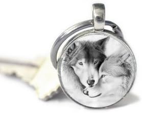 Love Wolf Keychain . Moon Art Keychain Jewelry.love Wolf Jewelry .Love Wolf Keychain . Full Moon . Moon Keychain