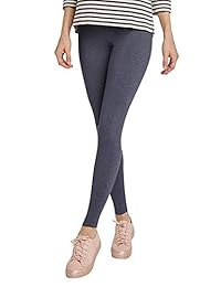 Las damaes de Matty M usan pantalones de legging suaves en todas partes