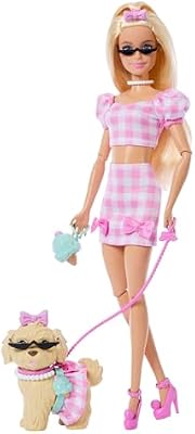 Poupée Twinning avec chien, en tenues roses vichy assorties