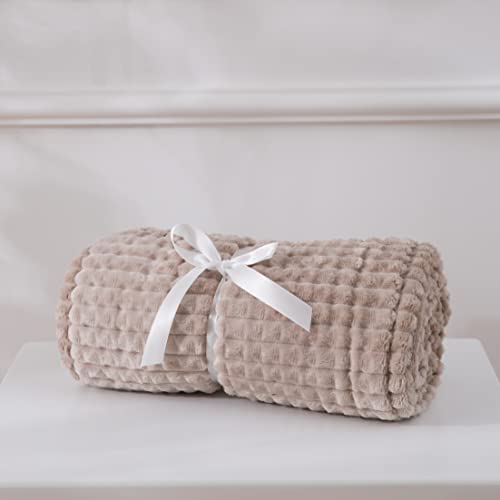 Simple&Opulence Tan Throw Blanket for Couch-Super Soft Fluffy Blankets for Women 50x70 Inches Cozy Lightweight Fleece Blanket for Home Decor
