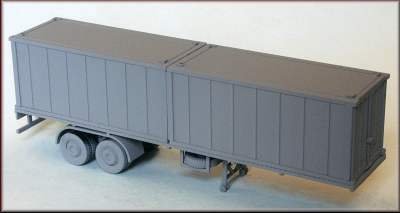 Knightwing Model Railway 2 x 20 Foot Container Trailer with 2 Containers - OO Gauge Plastic Kit