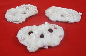 White Chocolate and Peppermint Pretzel Crisps - Image 2
