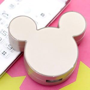 Amazon ディズニーキャラクター Iphone Ipod 携帯電話向けac充電器 ミッキーシルエット型 ゴールド Rx Dnyac493gd ピージーエー Pga Ac式充電器