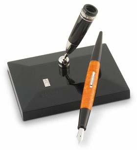 Delta Dolcevita Fountain Pen Desk Set (Medium)
